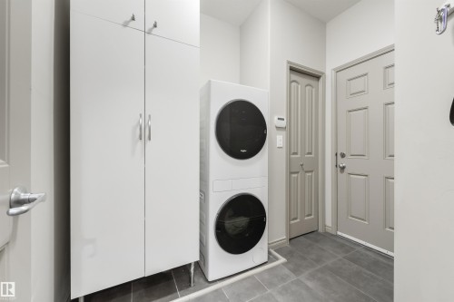 16 Ashton Gate, Spruce Grove, AB - Indoor Photo Showing Laundry Room