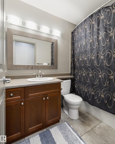 16 Ashton Gate, Spruce Grove, AB - Indoor Photo Showing Bathroom