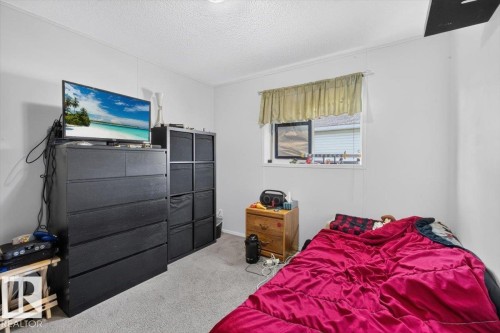 1073 Aspen Drive East, Leduc, AB - Indoor Photo Showing Bedroom