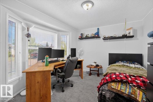 1073 Aspen Drive East, Leduc, AB - Indoor Photo Showing Other Room