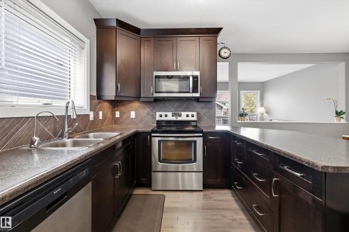 7212 23 Avenue, Edmonton, AB 