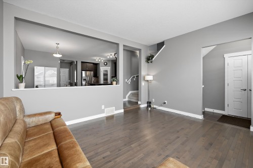 7212 23 Avenue, Edmonton, AB 