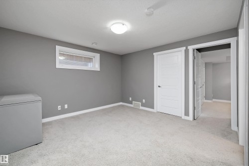 7212 23 Avenue, Edmonton, AB 