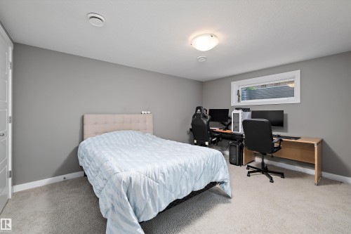 7212 23 Avenue, Edmonton, AB 