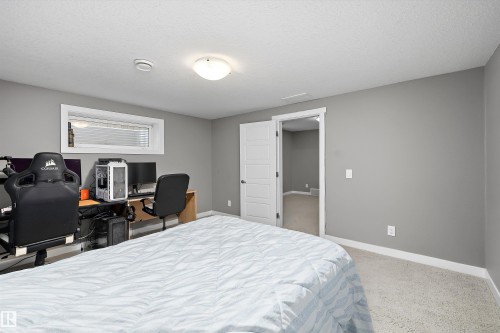7212 23 Avenue, Edmonton, AB 