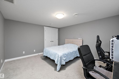 7212 23 Avenue, Edmonton, AB 