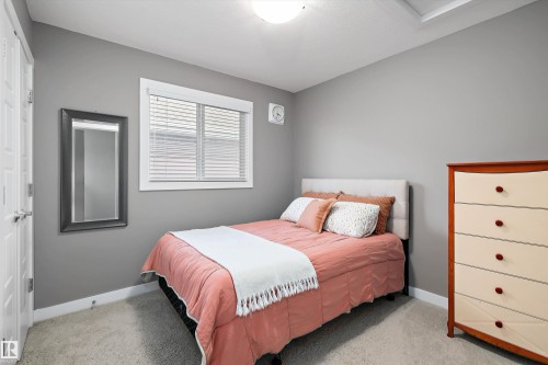 7212 23 Avenue, Edmonton, AB 