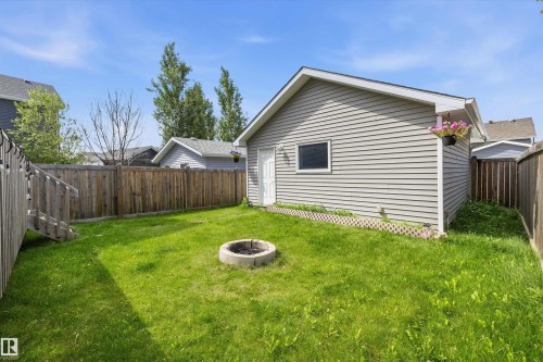 7212 23 Avenue, Edmonton, AB 