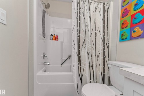 43 3710 Allan Drive, Edmonton, AB - Indoor Photo Showing Bathroom