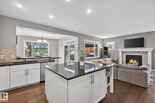 22131 95 Avenue, Edmonton, AB 