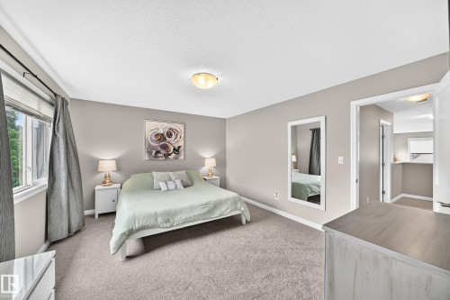 22131 95 Avenue, Edmonton, AB 