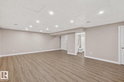 22131 95 Avenue, Edmonton, AB 
