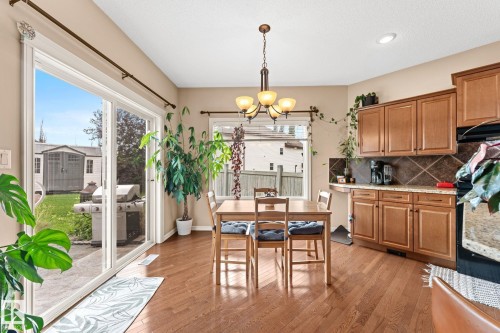5519 209 Street Nw, Edmonton, AB - Indoor
