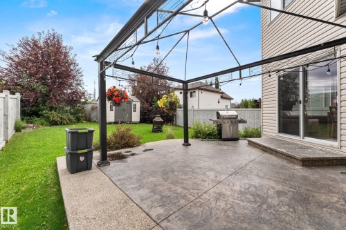 5519 209 Street Nw, Edmonton, AB - Outdoor