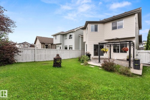 5519 209 Street Nw, Edmonton, AB - Outdoor