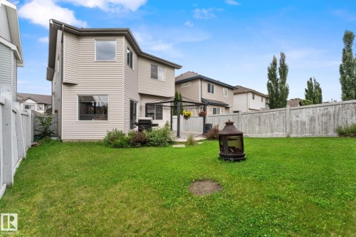 5519 209 Street Nw, Edmonton, AB - Outdoor