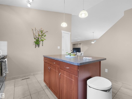 3704 141 Avenue, Edmonton, AB 