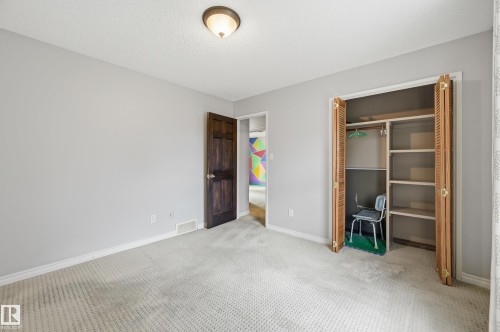 49 Pineridge Crescent, St. Albert, AB - Indoor