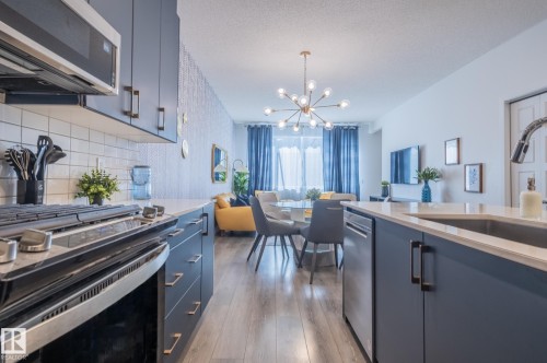 2015 Desrochers Drive, Edmonton, AB 