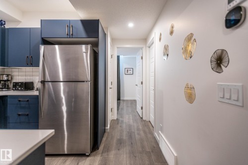 2015 Desrochers Drive, Edmonton, AB 