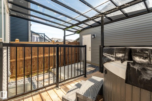 2015 Desrochers Drive, Edmonton, AB 