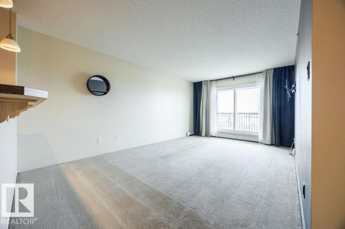 404 5951 165 Avenue, Edmonton, AB - Indoor Photo Showing Other Room