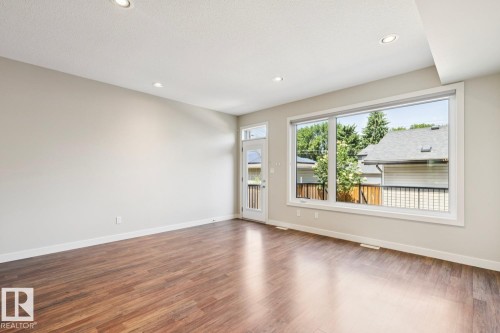 3 10620 65 Avenue, Edmonton, AB 