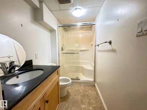 9513 88 Avenue, Edmonton, AB 
