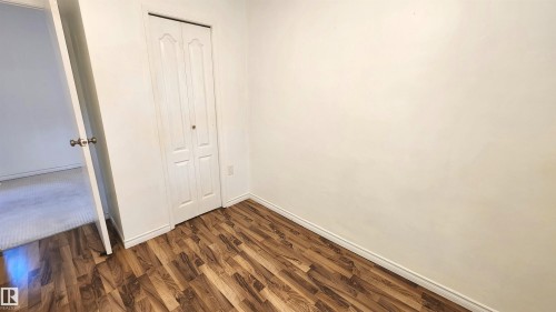 Neutral wall color throughout, offering a versatile backdrop - 9359 92 Street, Edmonton, AB 