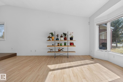 8403 190 Street, Edmonton, AB - Indoor Photo Showing Other Room