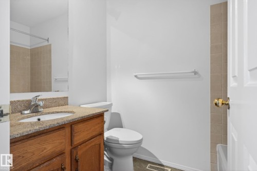 8403 190 Street, Edmonton, AB - Indoor Photo Showing Bathroom
