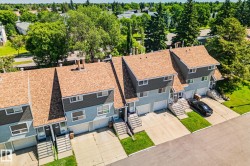 15 GRANDIN Wood(s) St. Albert, AB T8N 2Y4