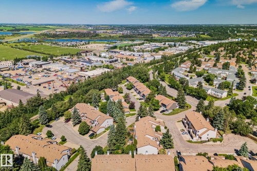 15 Grandin Wood(S), St. Albert, AB - Outdoor With View