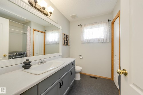 4810 42 Street, Beaumont, AB - Indoor Photo Showing Bathroom