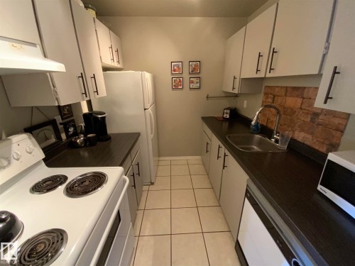 106 10838 108 Street, Edmonton, AB 