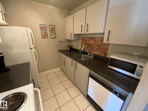 106 10838 108 Street, Edmonton, AB 