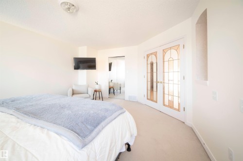 1417 115A Street, Edmonton, AB - Indoor Photo Showing Bedroom