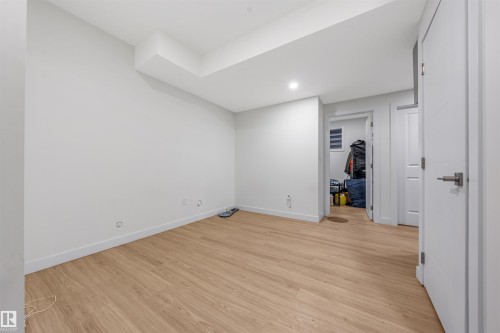 2630 16A Ave Nw, Edmonton, AB 