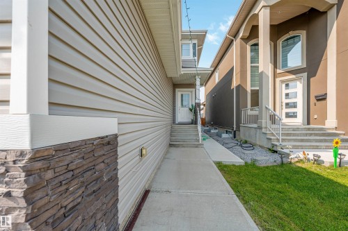 2630 16A Ave Nw, Edmonton, AB 