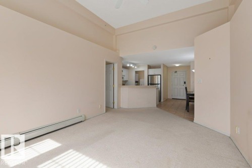 #412 9760 174 St Nw, Edmonton, AB - Indoor Photo Showing Other Room