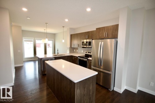 3133 Chokecherry Bend Bend Sw, Edmonton, AB 