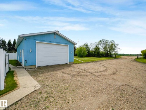 53133 Rge Road 223, Rural Strathcona County, AB - Outdoor