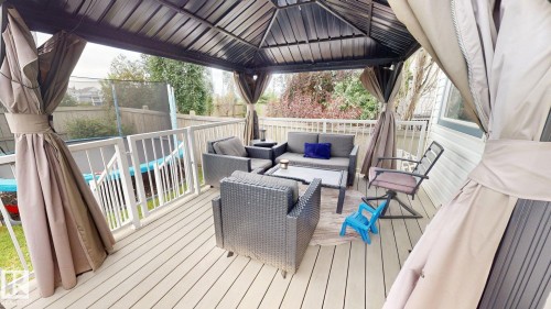 8821 8 Avenue, Edmonton, AB 