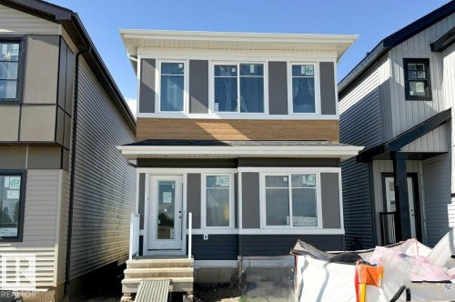 2744 7 Avenue, Edmonton, AB 