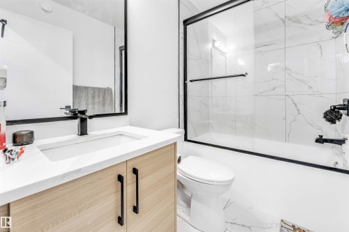 3807 40 Avenue, Beaumont, AB - Indoor Photo Showing Bathroom