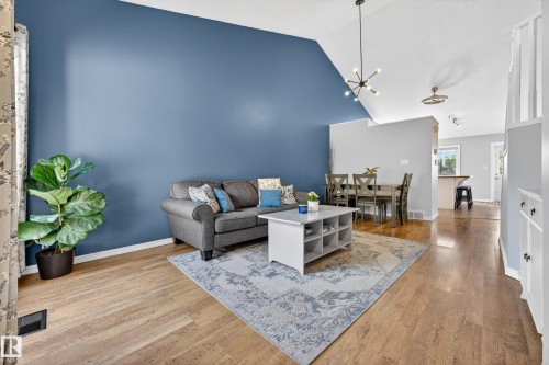 78 Bonin Crescent, Beaumont, AB - Indoor Photo Showing Living Room