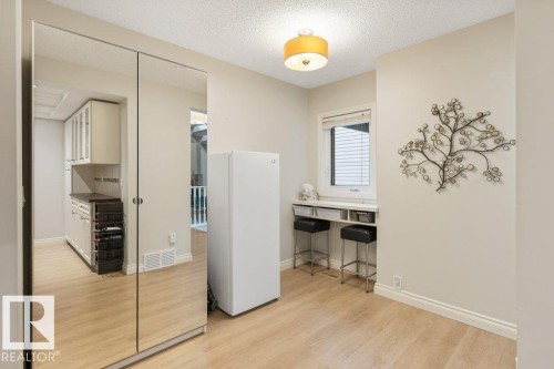 119 Grandin Woods Estates, St. Albert, AB - Indoor Photo Showing Other Room
