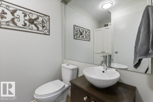 119 Grandin Woods Estates, St. Albert, AB - Indoor Photo Showing Bathroom