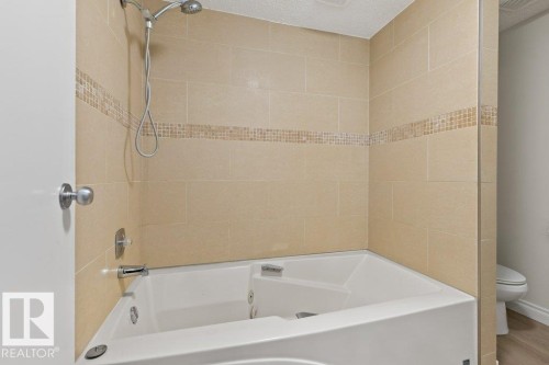 119 Grandin Woods Estates, St. Albert, AB - Indoor Photo Showing Bathroom
