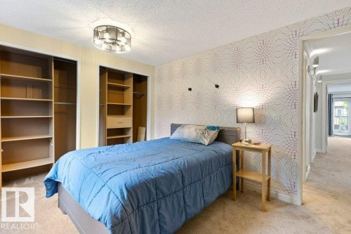119 Grandin Woods Estates, St. Albert, AB - Indoor Photo Showing Bedroom